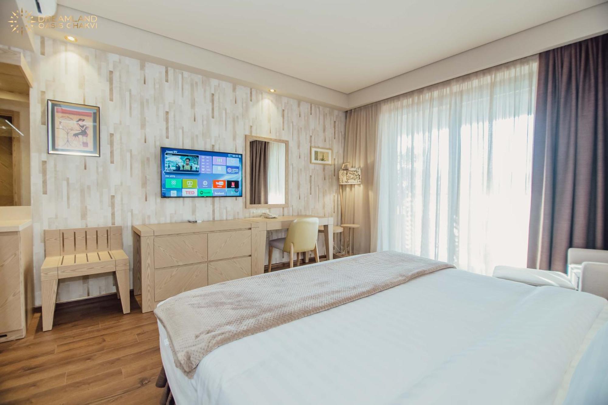 Dreamland Oasis Aparthotel Kobuleti Exterior foto