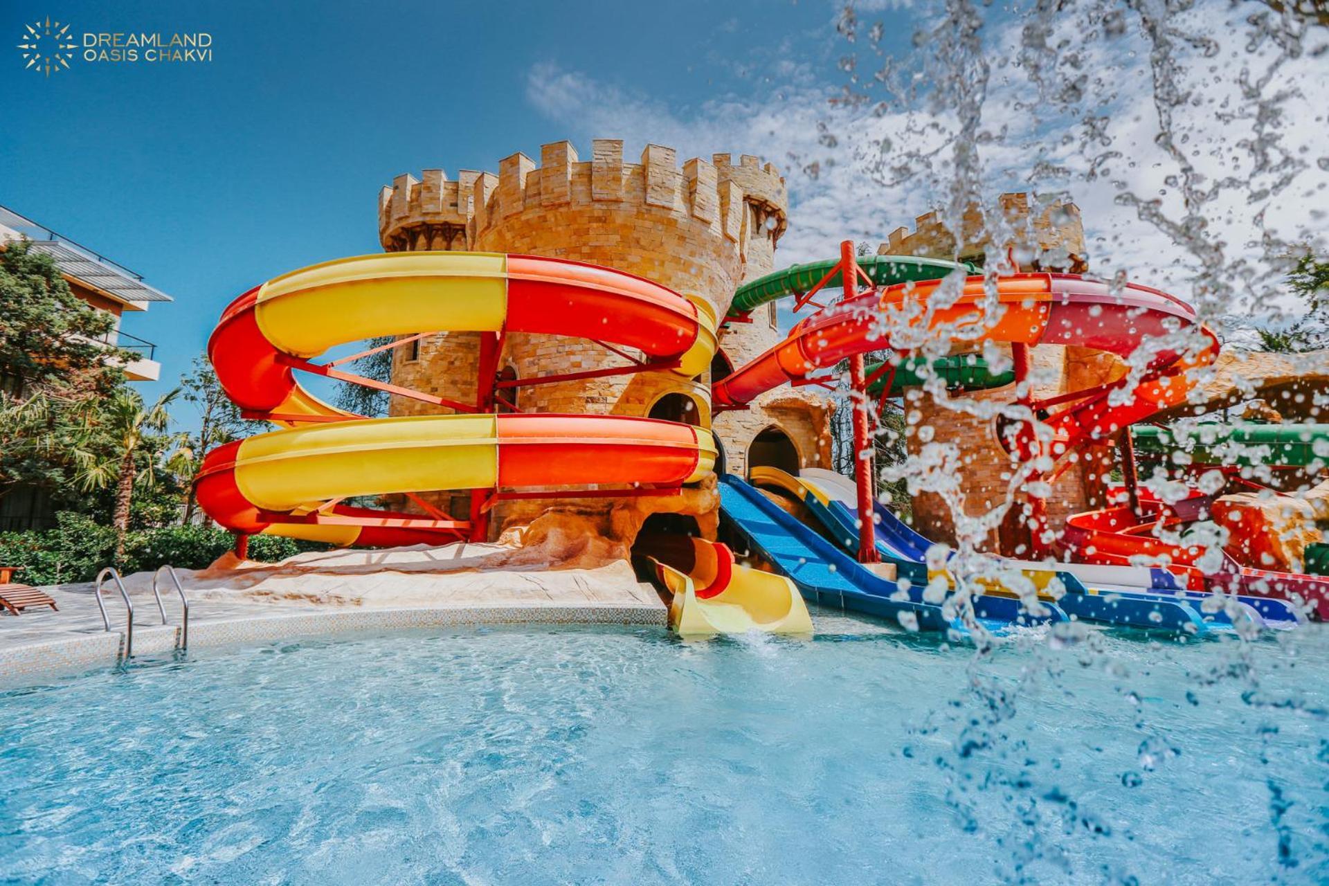 Dreamland Oasis Aparthotel Kobuleti Exterior foto