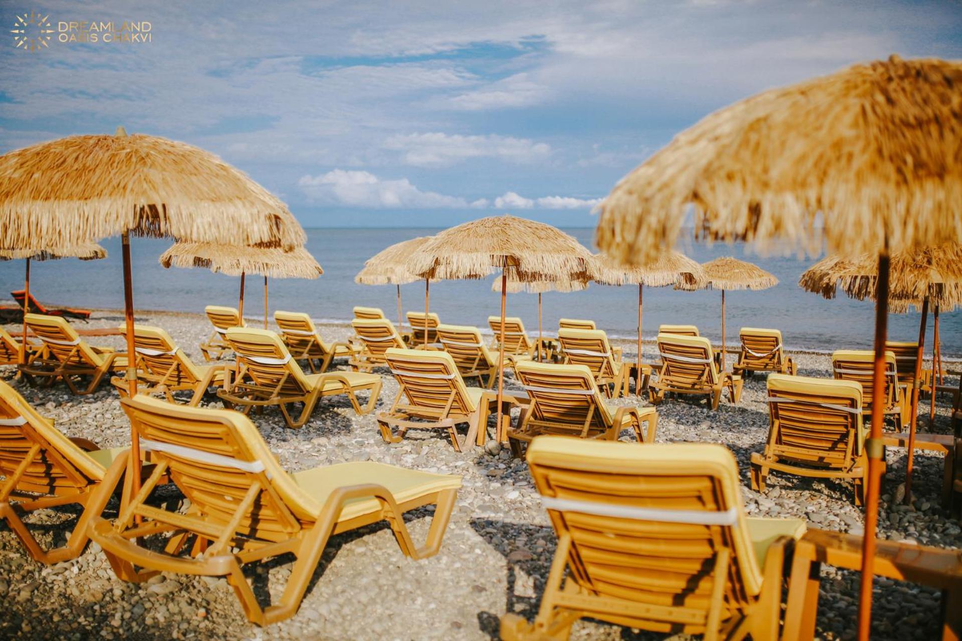 Dreamland Oasis Aparthotel Kobuleti Exterior foto