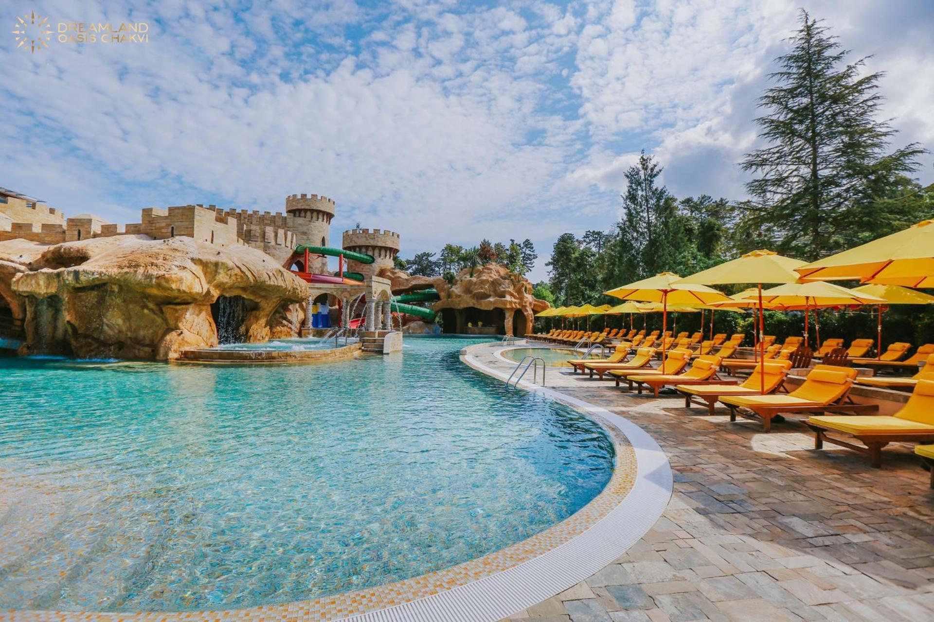 Dreamland Oasis Aparthotel Kobuleti Exterior foto