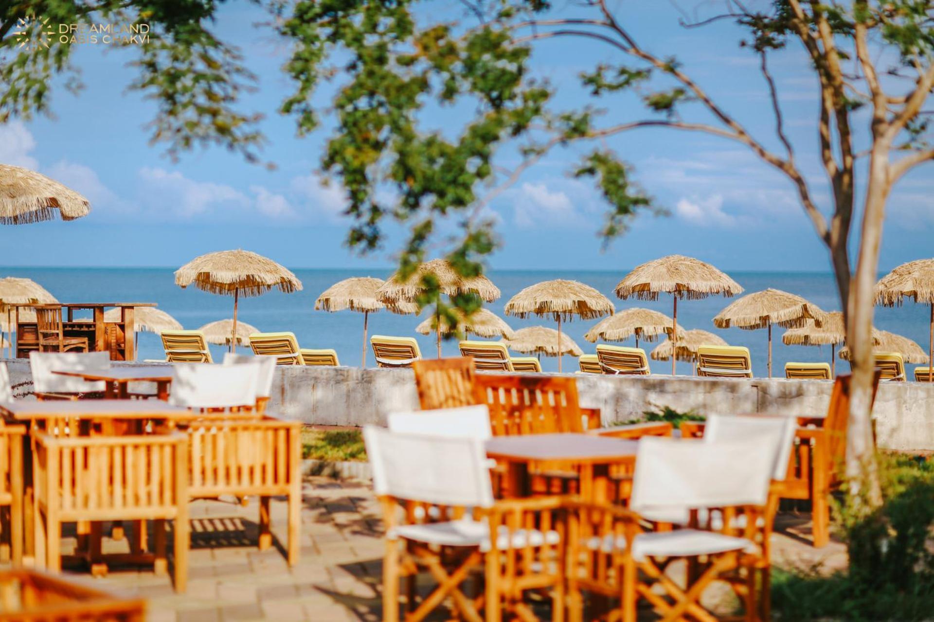 Dreamland Oasis Aparthotel Kobuleti Exterior foto